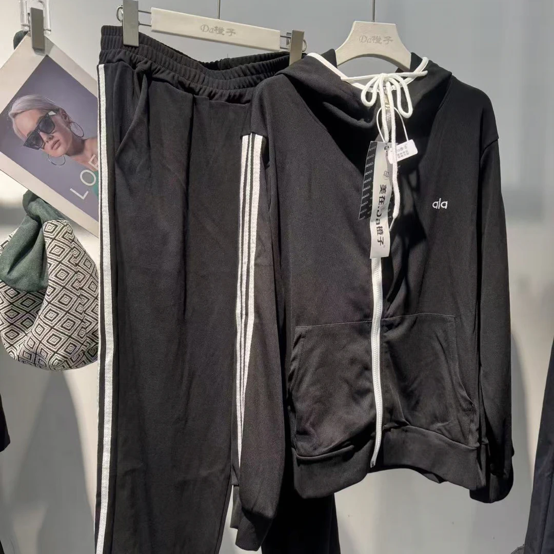 秋季潮牌黑白拼接撞色外套直筒束脚休闲裤两件套装大码女装