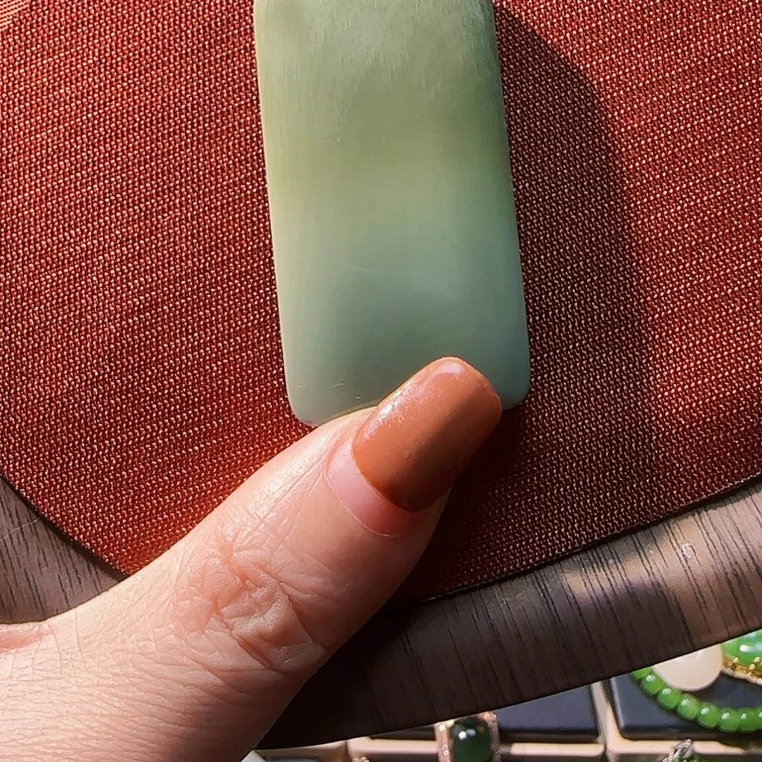 和田玉（碧玉）未镶嵌颈饰