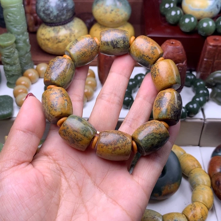 岫岩河磨玉（透闪石质玉）手链未镶嵌我*好