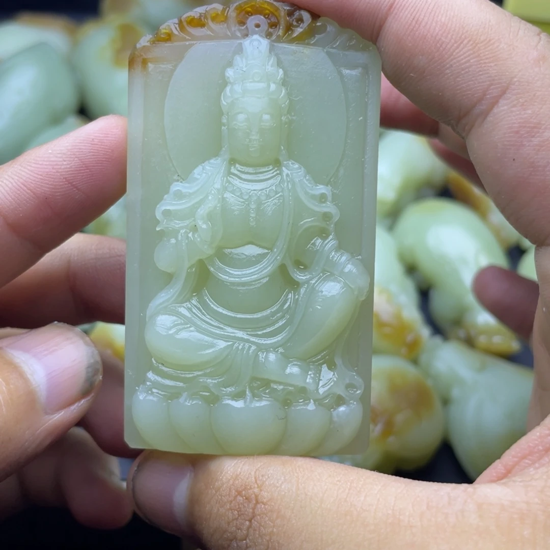 和田玉（糖玉）未镶嵌颈饰