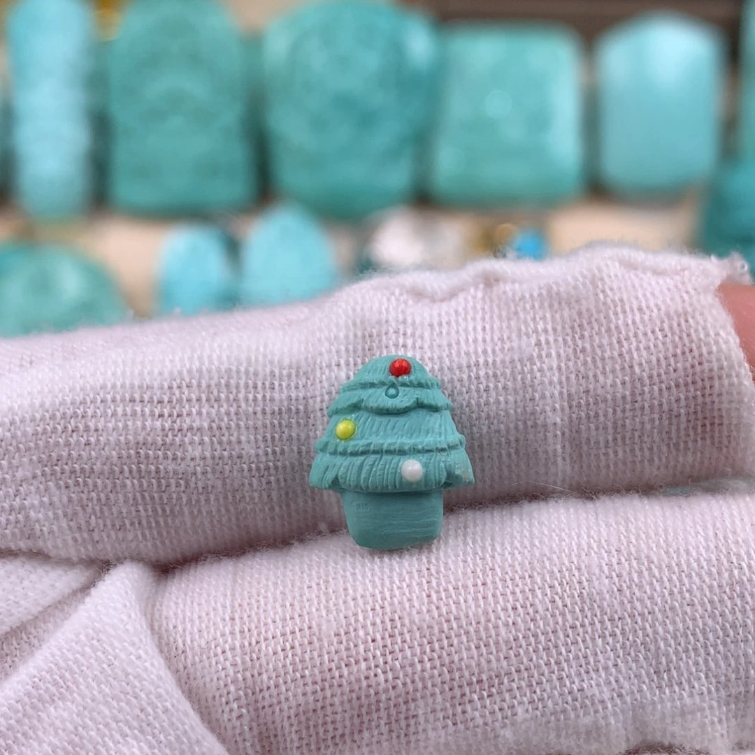 绿松石未镶嵌圣诞树