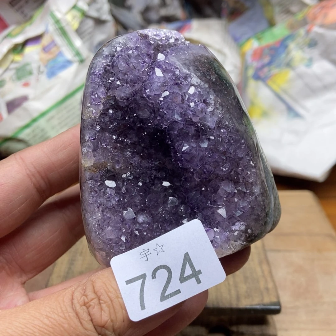 紫晶天然水晶摆件未镶嵌