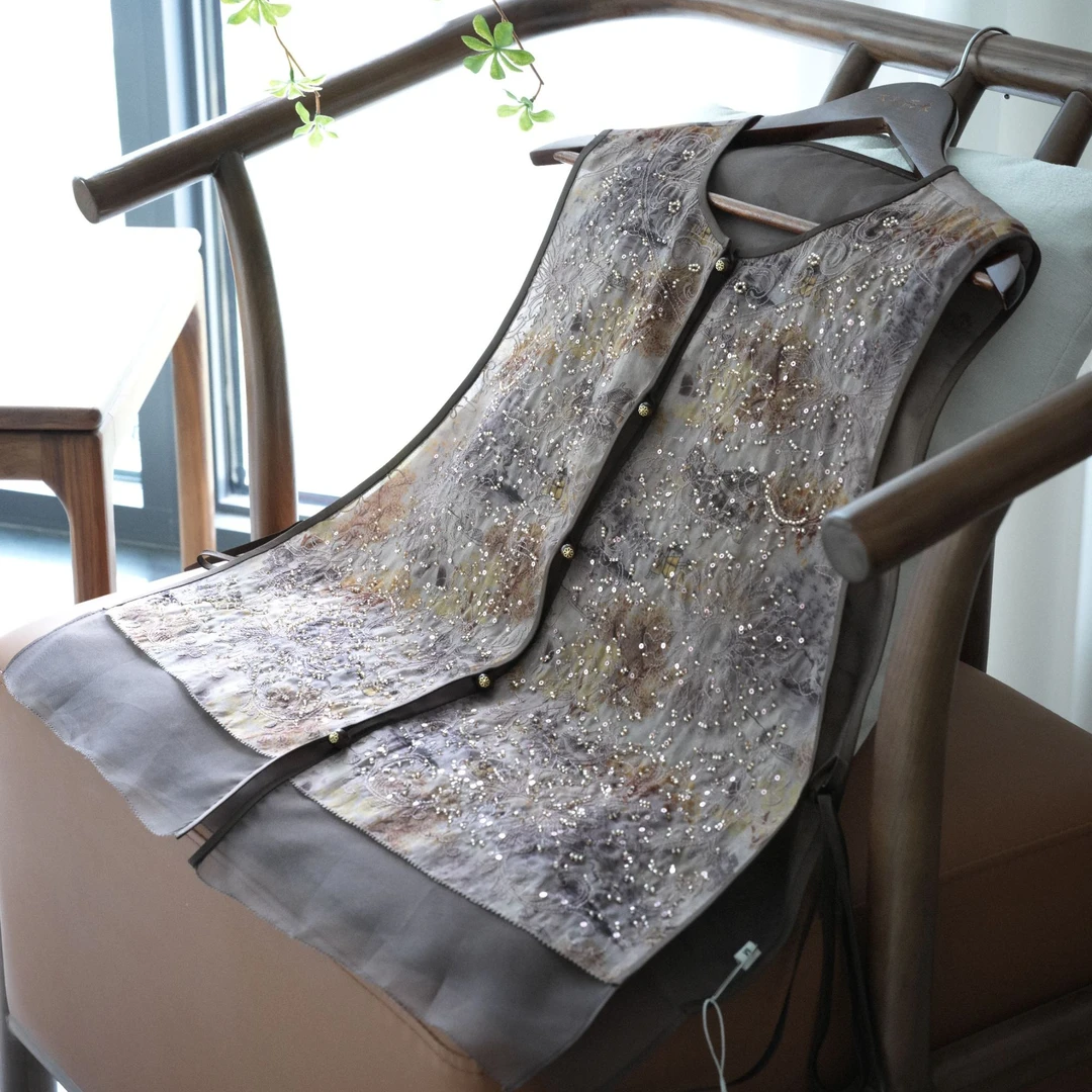 『羽琪』新中式满分桑蚕丝国风上衣DHSQ5689