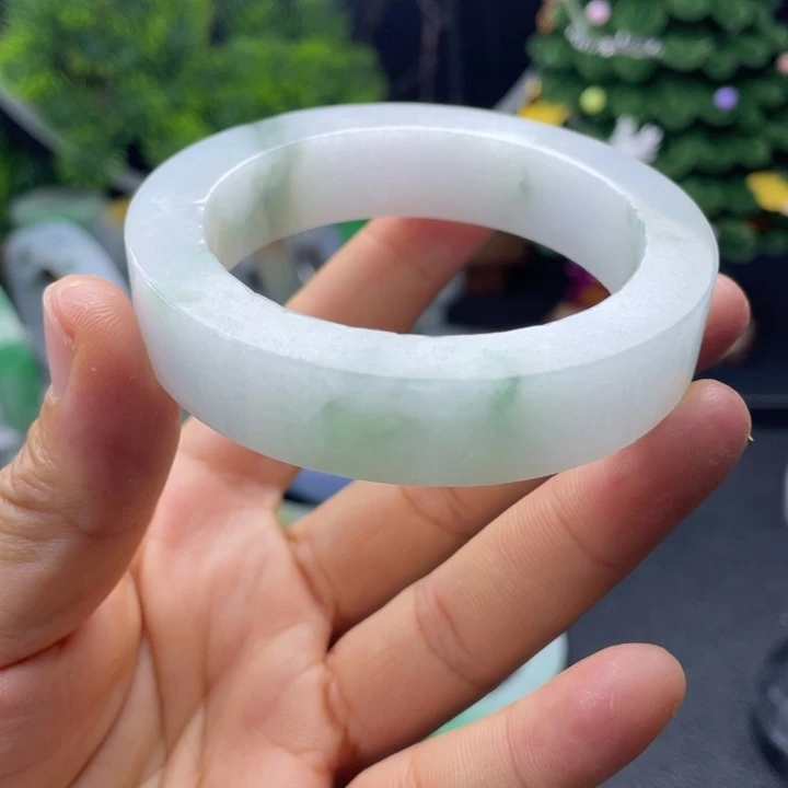 定制翡翠不退不换未镶嵌