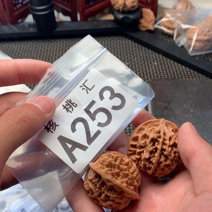 文玩核桃吊坠核欢