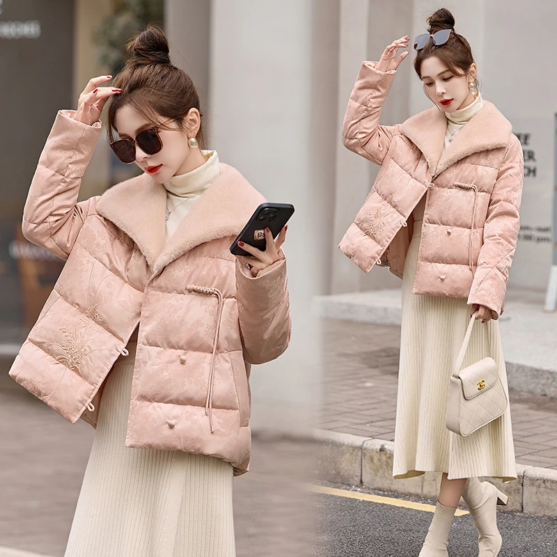 2024冬季新款高端洋气减龄高品质新中式国风盘扣刺绣短款羽绒服女