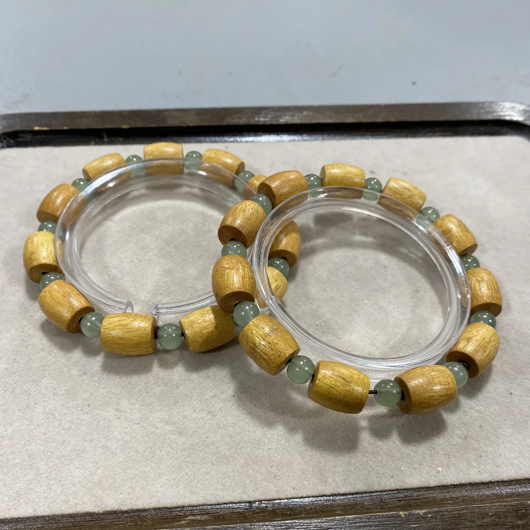 B646老山檀香木卡1.0单圈手串