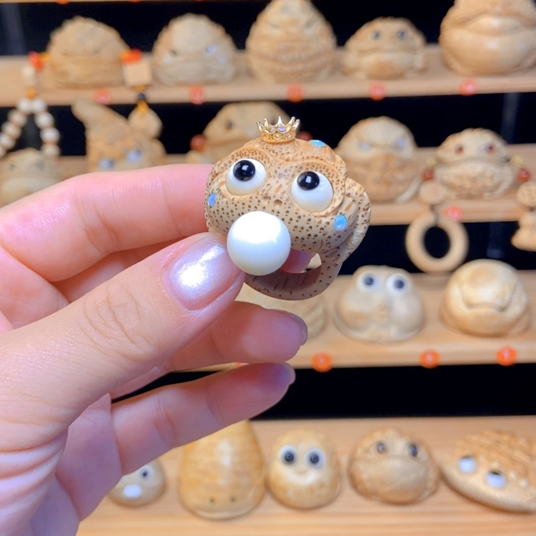 可爱戒指金蟾可爱金蟾