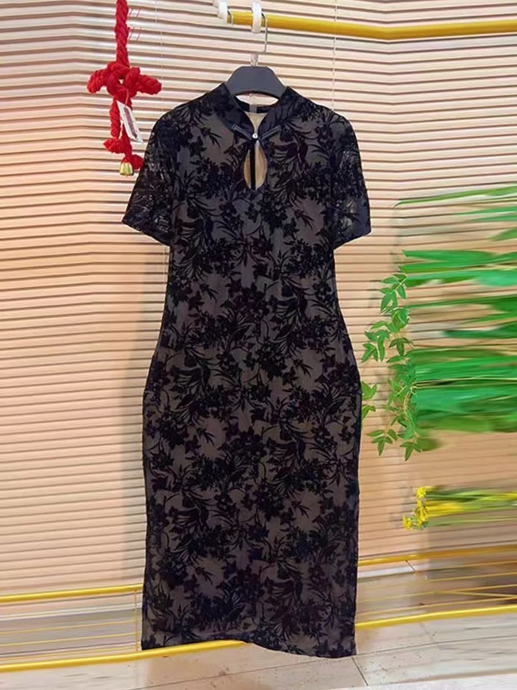 3583盘扣蕾丝长裙