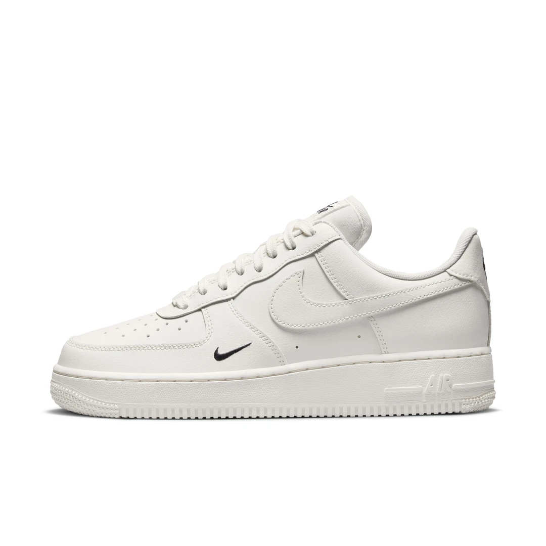 【耐克】Air Force1女子复古休闲运动鞋 HF1058-133