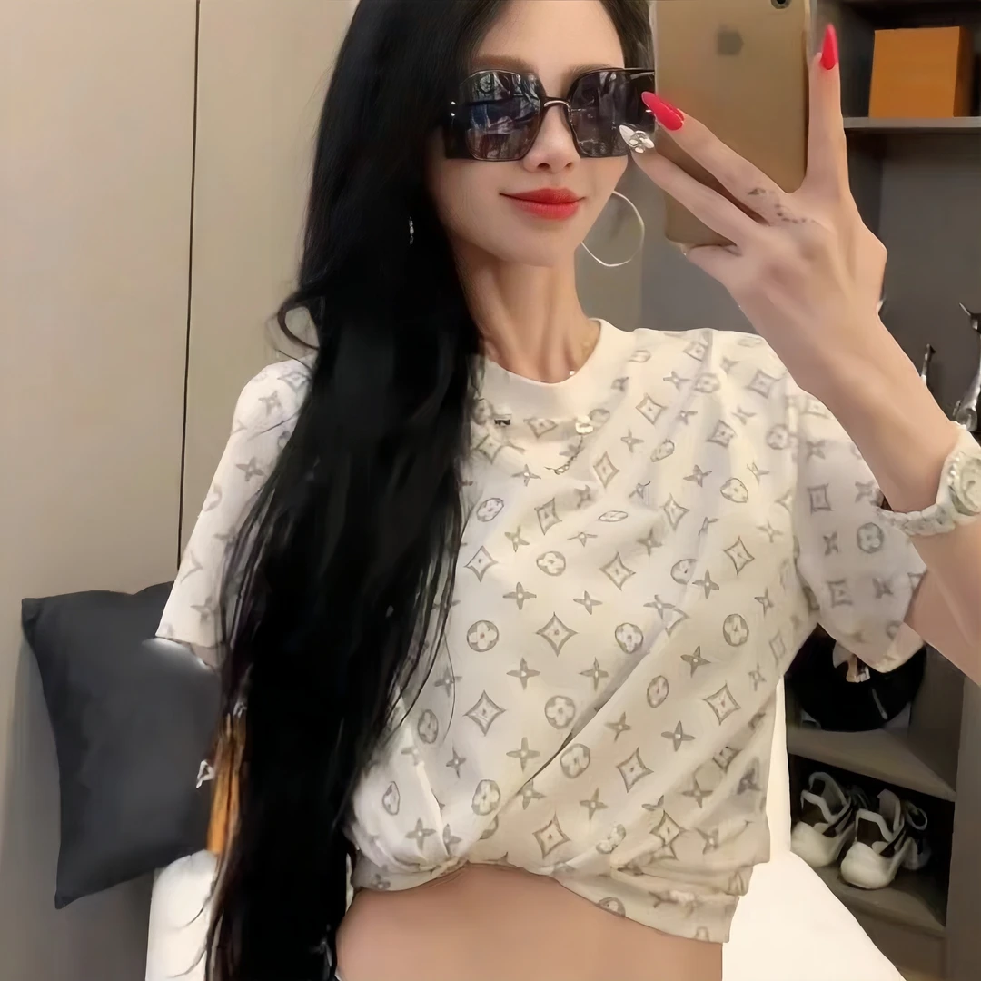 蓝白满印字母T恤