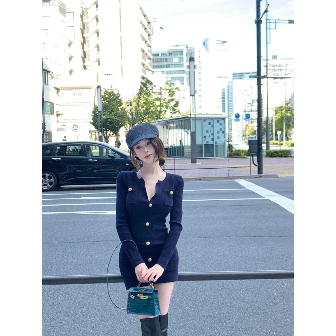 Chill巧儿智性曼小香风千金感修身收腰针织长袖连衣裙女