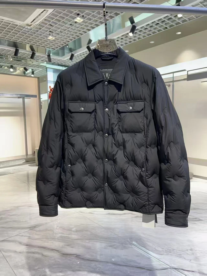 8888 双兜轻薄羽绒服