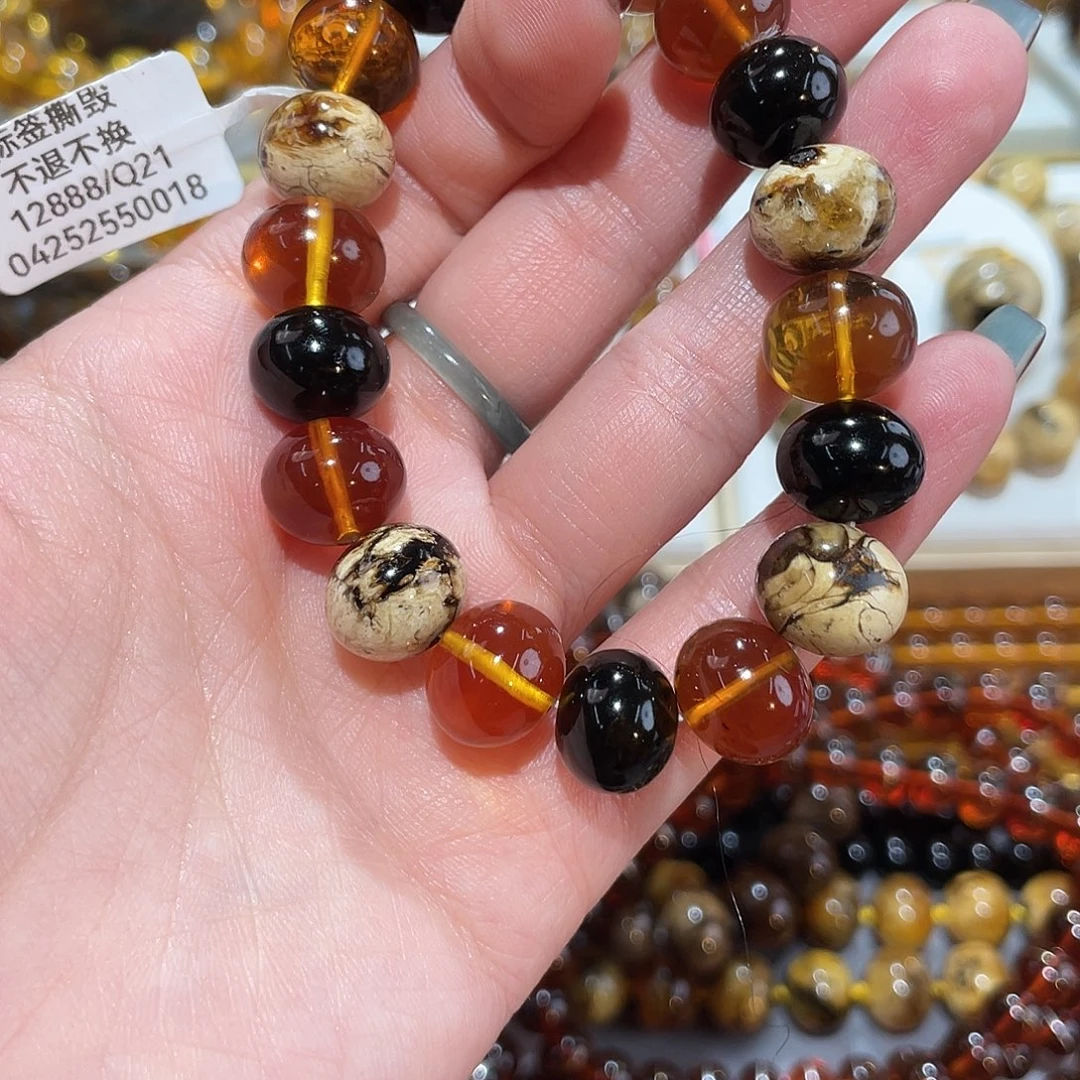 关***琥珀未镶嵌手链12m多宝