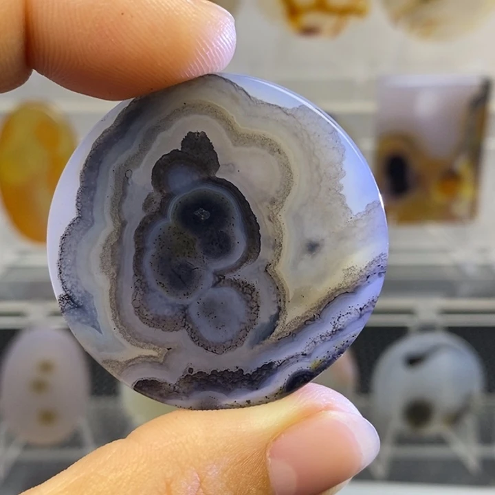 玛瑙/玉髓颈饰未镶嵌