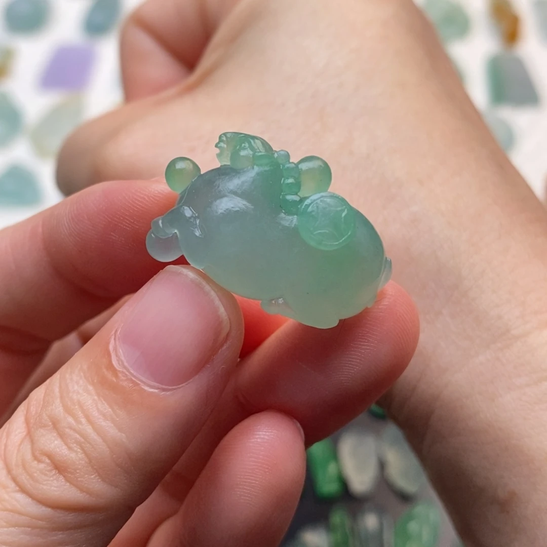 定制翡翠未镶嵌唐马