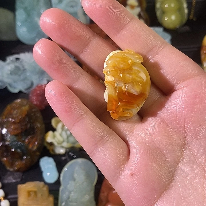 蛇纹石玉合金颈饰