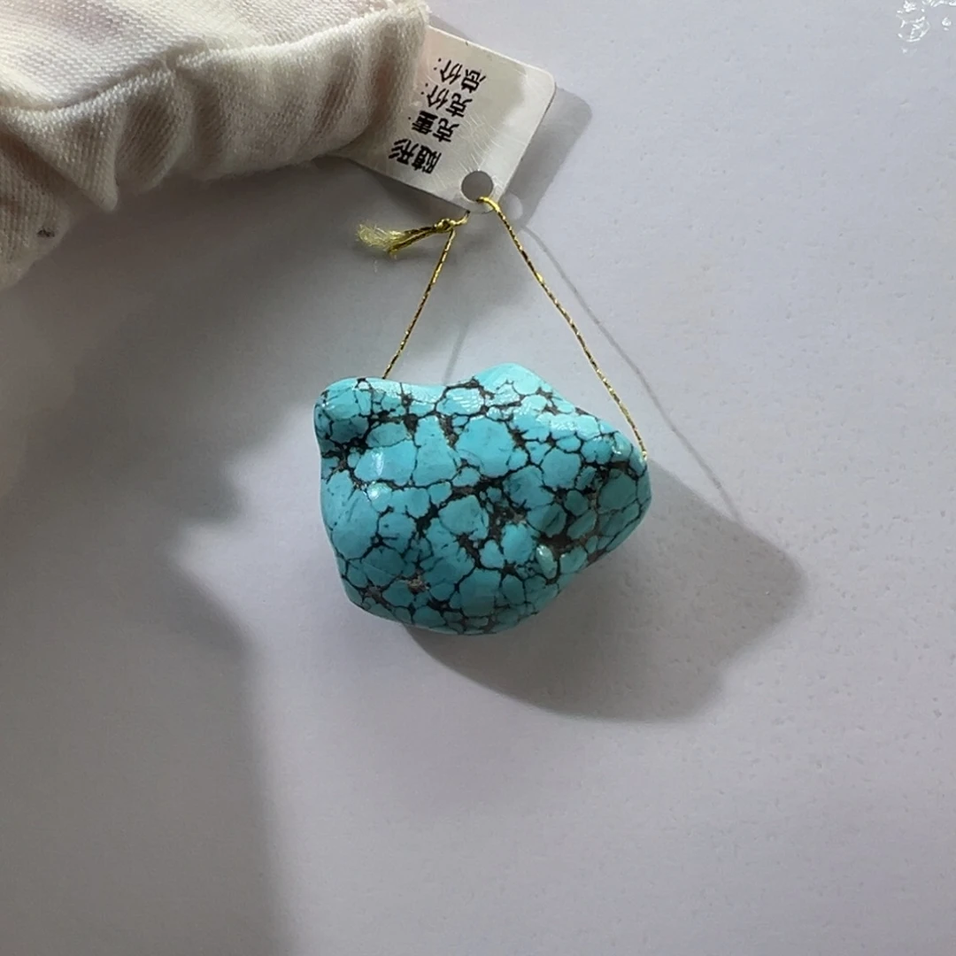 绿松石未镶嵌挂件