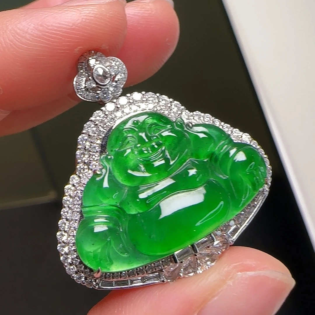 翡翠18K金镶嵌颈饰天然翡翠