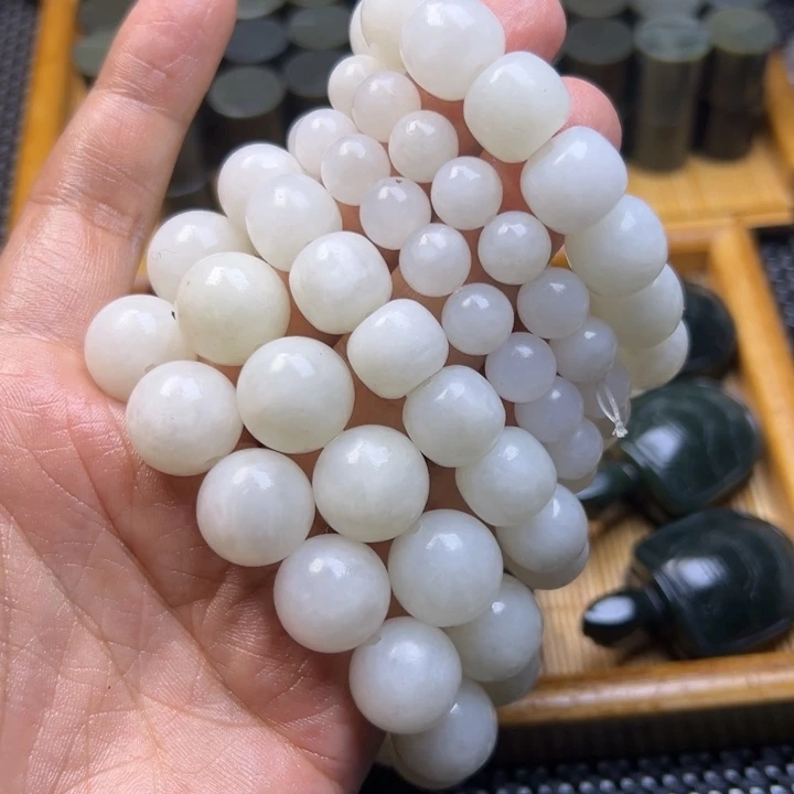 未镶嵌手链和田玉