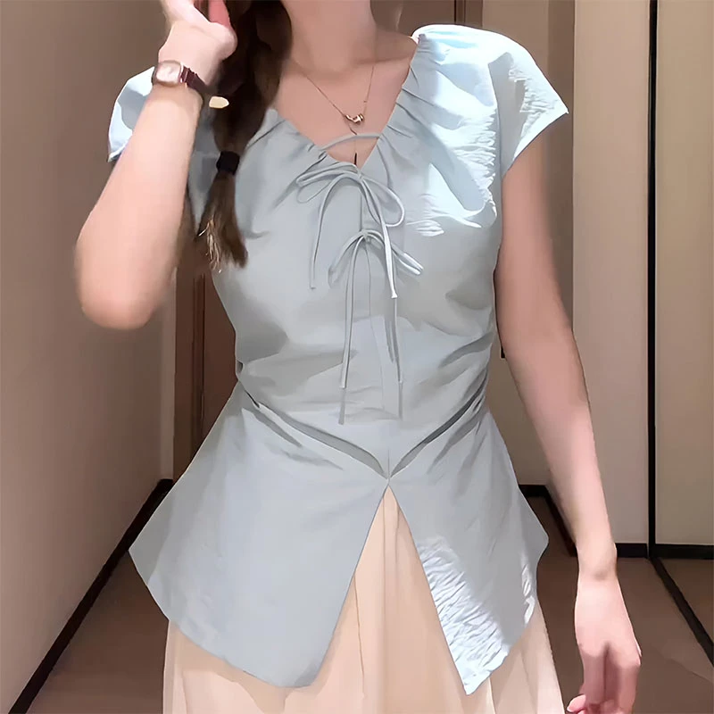 法式气质褶皱收腰开叉v领小飞袖衬衫女2025新款夏季系带短袖上衣