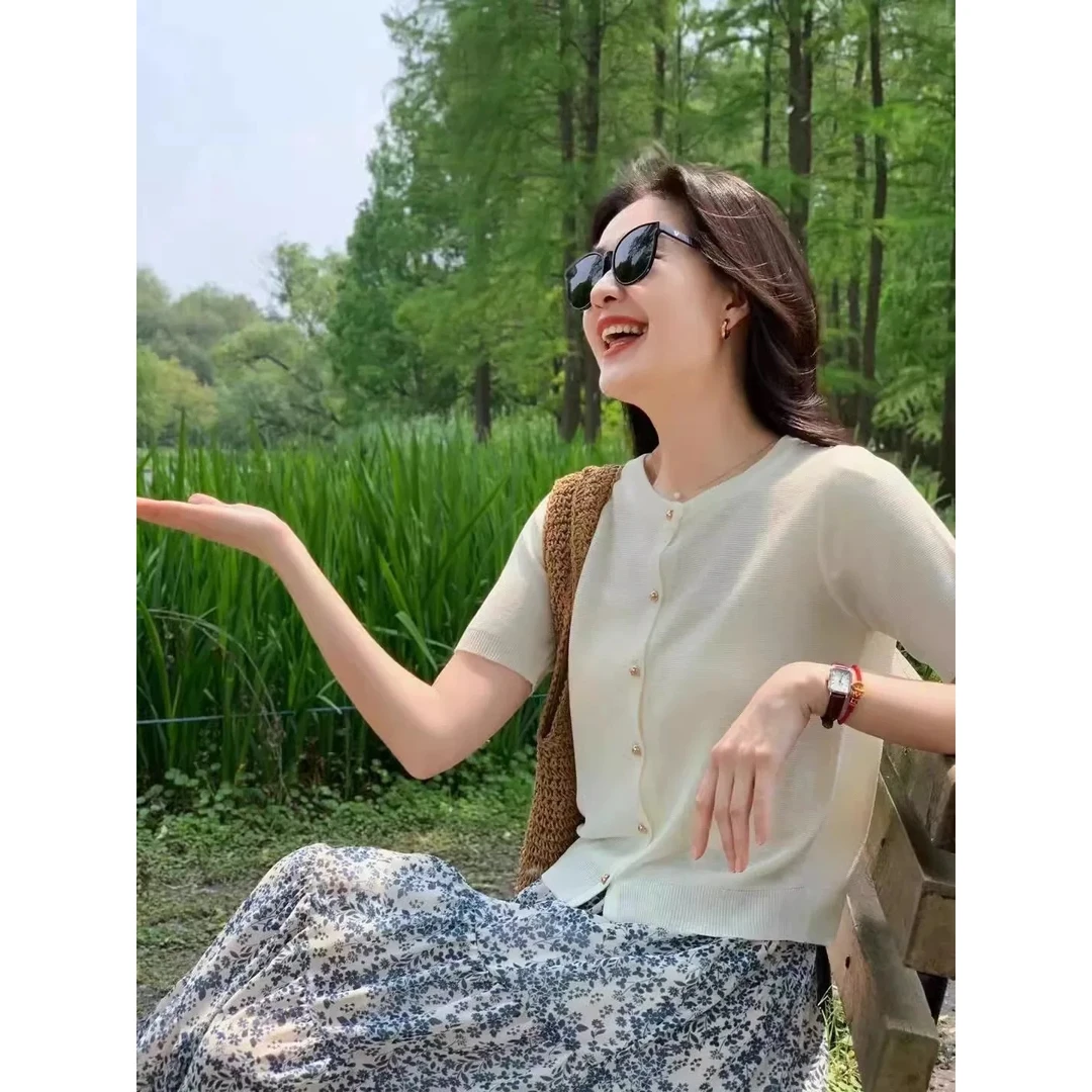 冰丝短袖针织开衫T恤女夏薄款高级感小香风独特别致正肩上衣套装