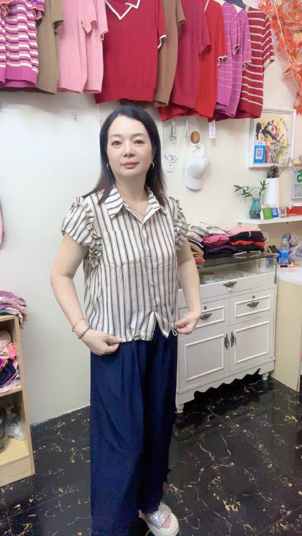 短袖条纹衬衫女夏季薄款宽松休闲设计感拼接木耳边小衫上衣