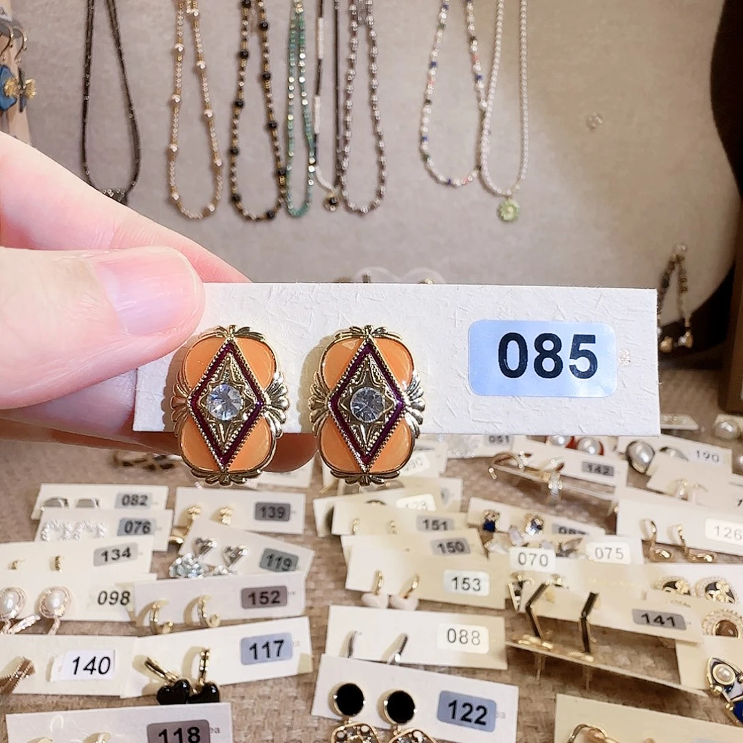 仿珍珠纯铜合金耳钉