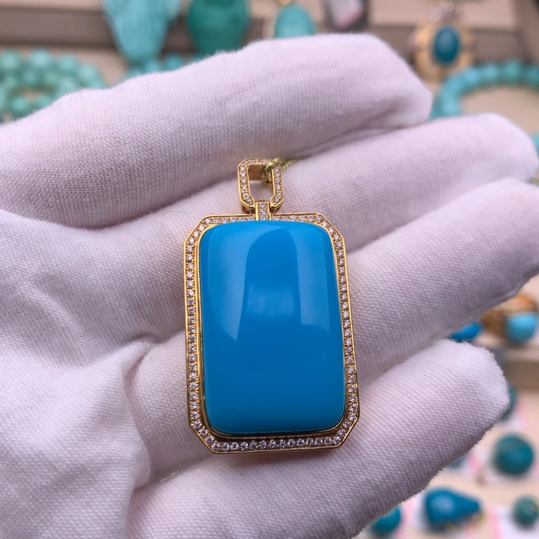 绿松石18K金镶嵌珠宝奇石