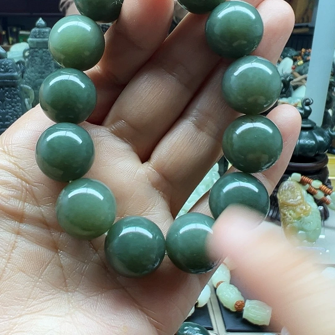 和田玉未镶嵌手串