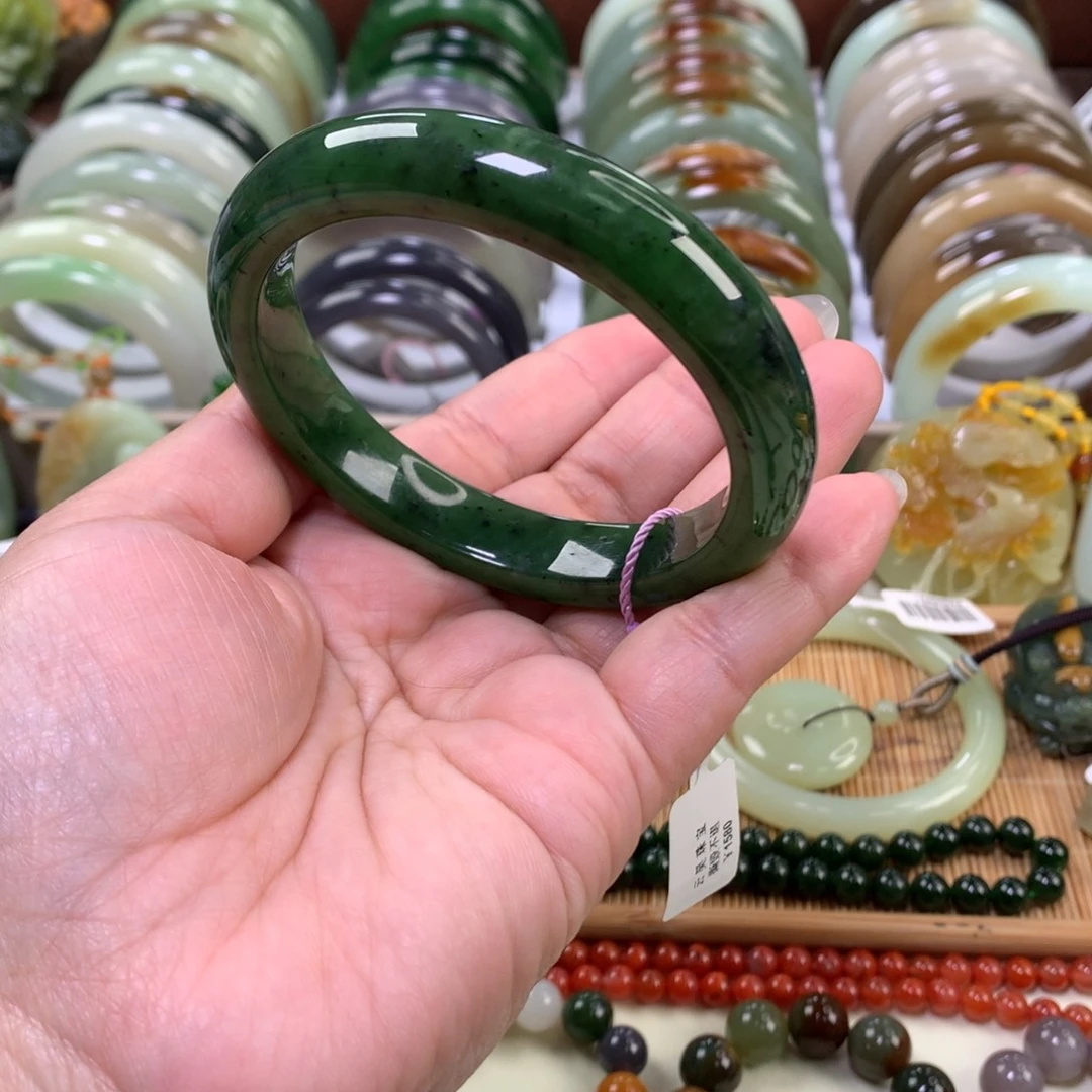和田玉（碧玉）未镶嵌手镯61口径
