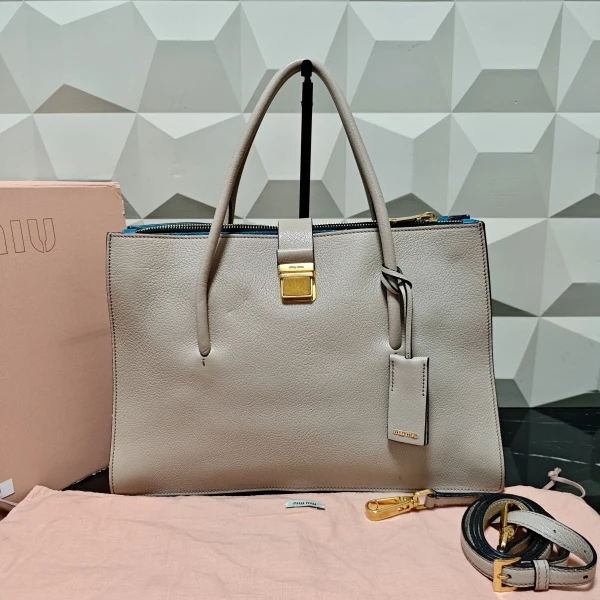 谬谬/包包/35/11/23/C14047475786/251006QR0006