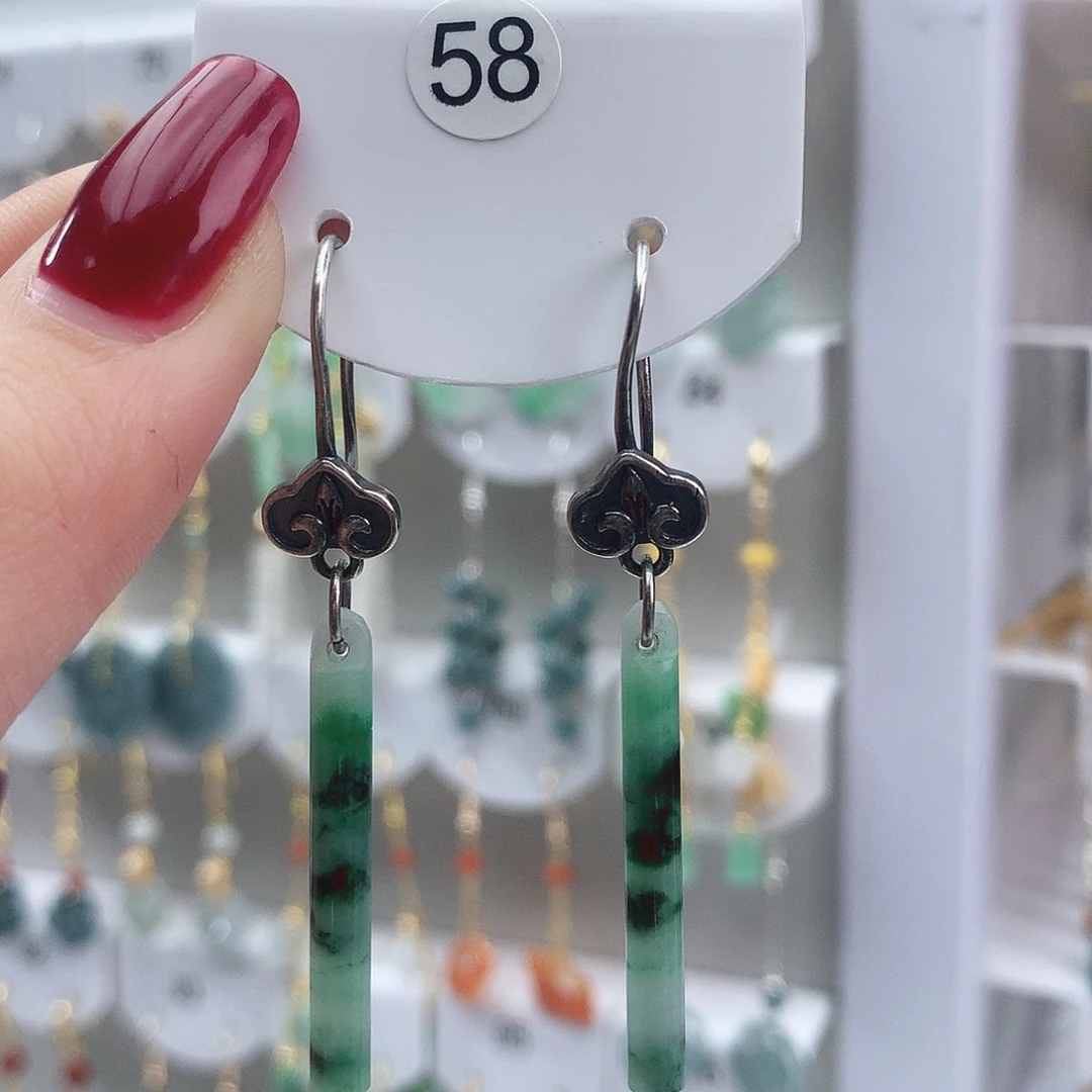 翡翠未镶嵌颈饰58