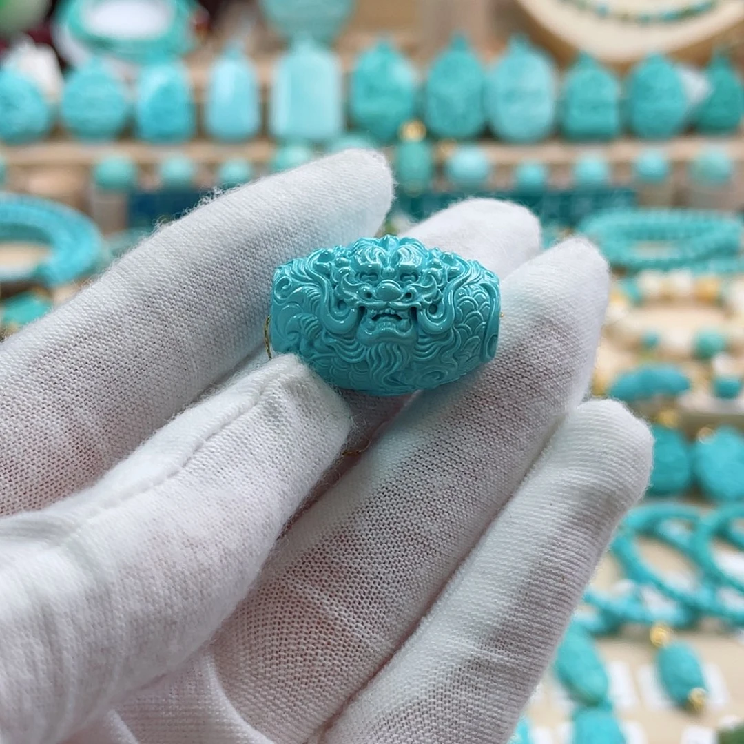 绿松石未镶嵌珠宝奇石