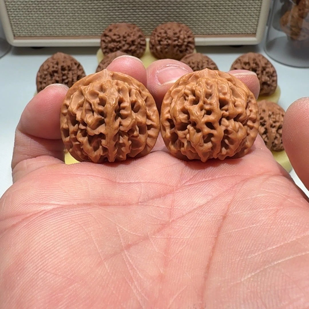 文玩核桃吊坠秦闷34