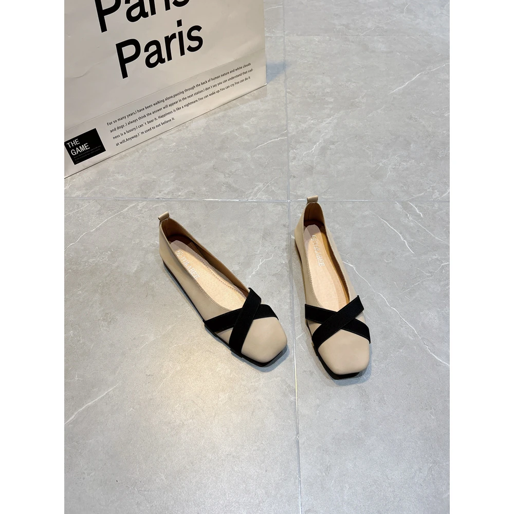 法式平底豆豆鞋女春秋2024新款复古方头奶奶鞋软底百搭瓢鞋小皮鞋