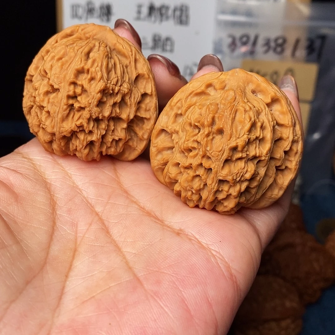 文玩核桃手串南疆石