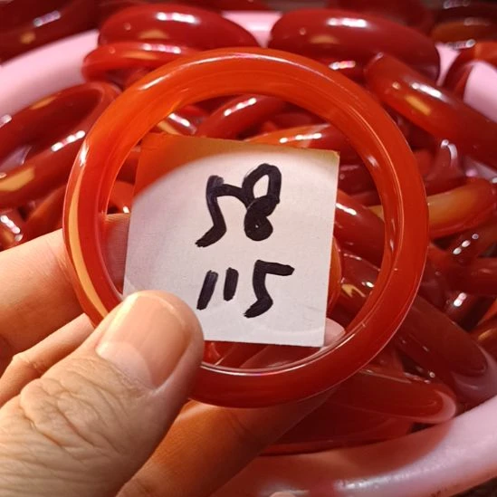 玛瑙/玉髓未镶嵌手镯