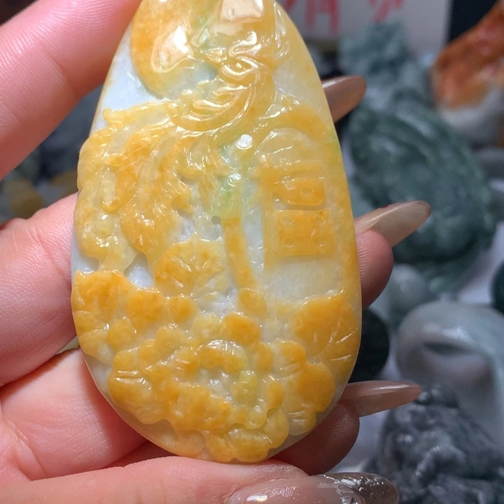 翡翠未镶嵌颈饰保真天然A货翡翠