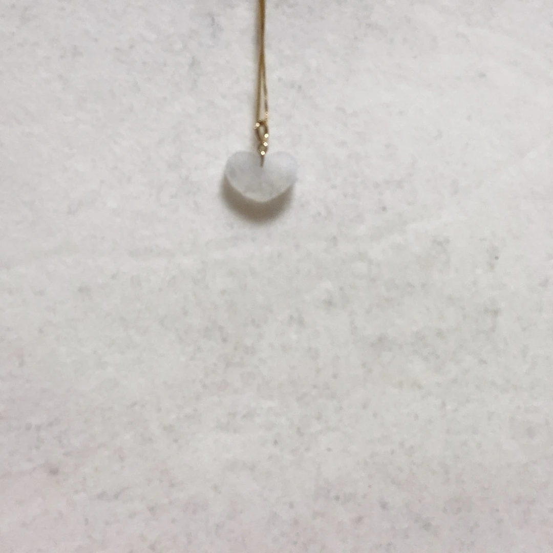 翡翠颈饰18K金镶嵌简单