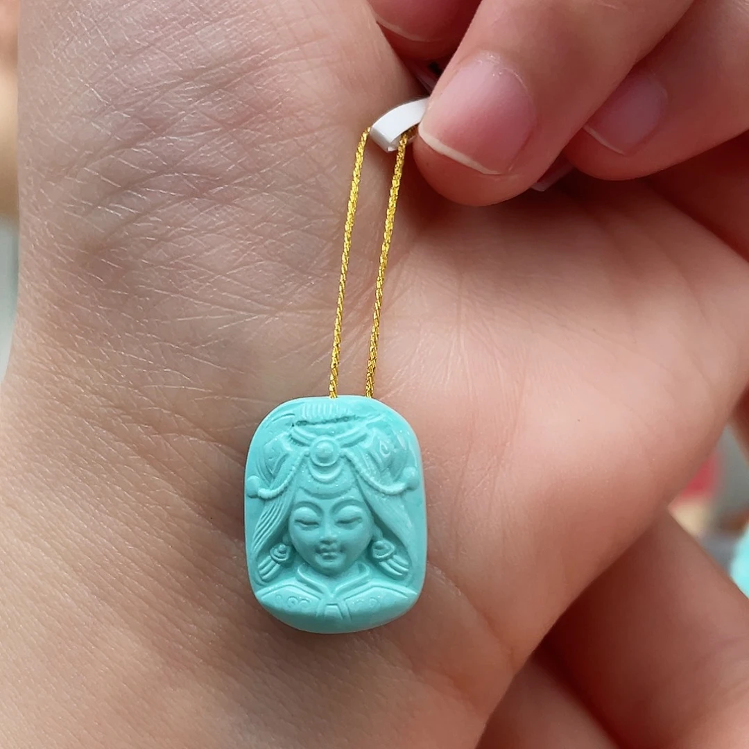 绿松石颈饰未镶嵌