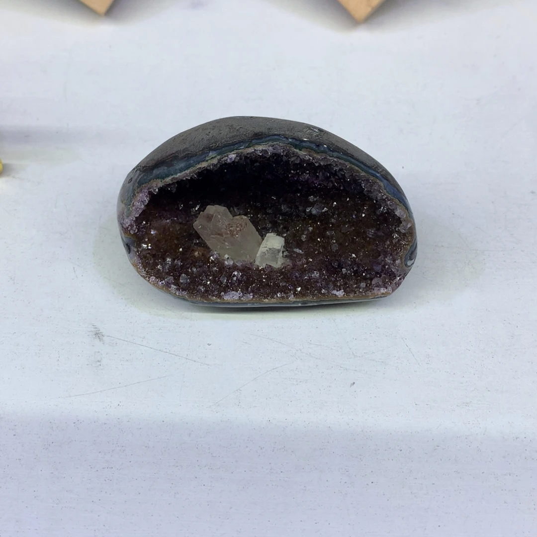 紫晶摆件未镶嵌密莹