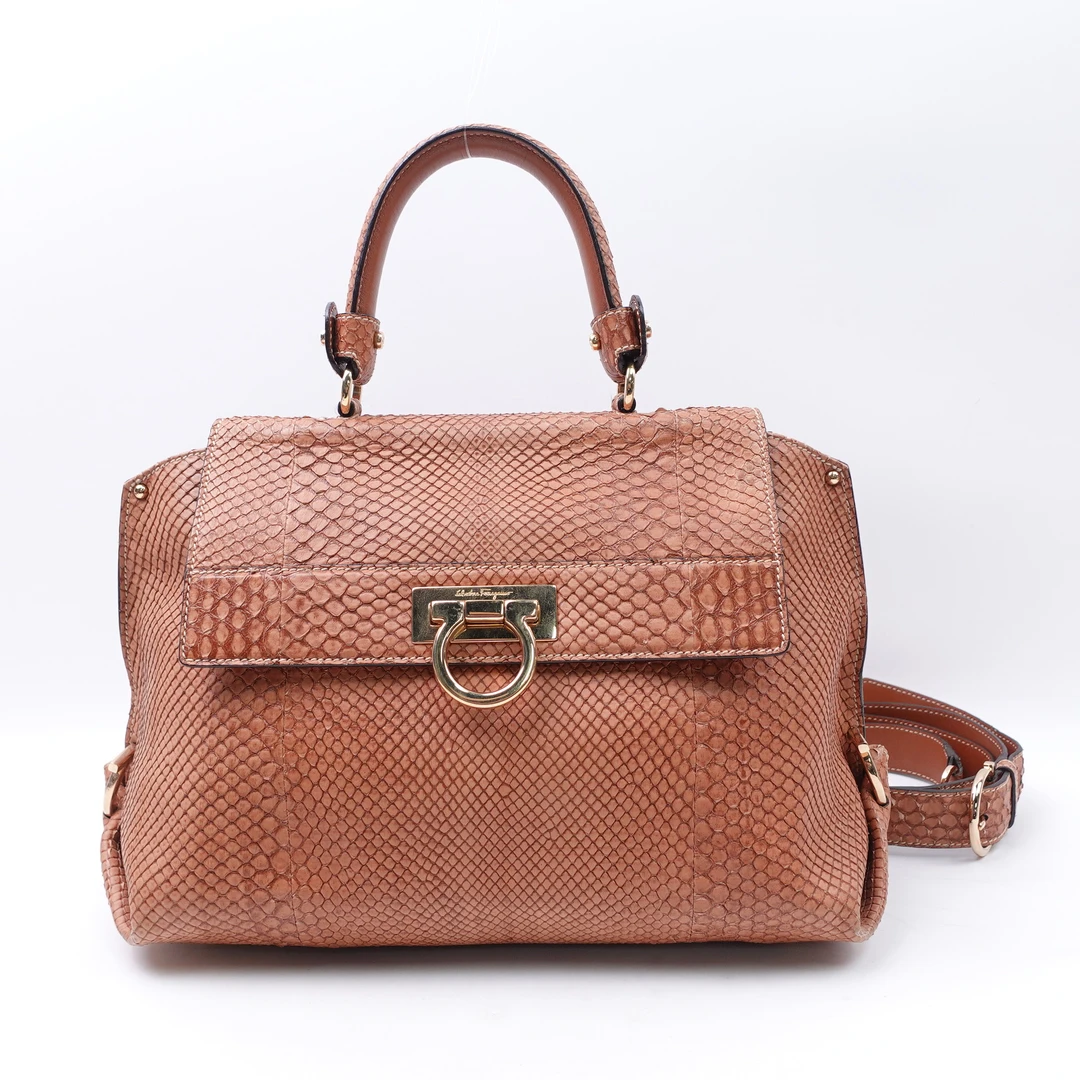 95新 FERRAGAMO/菲拉格慕 单肩包/t20193515