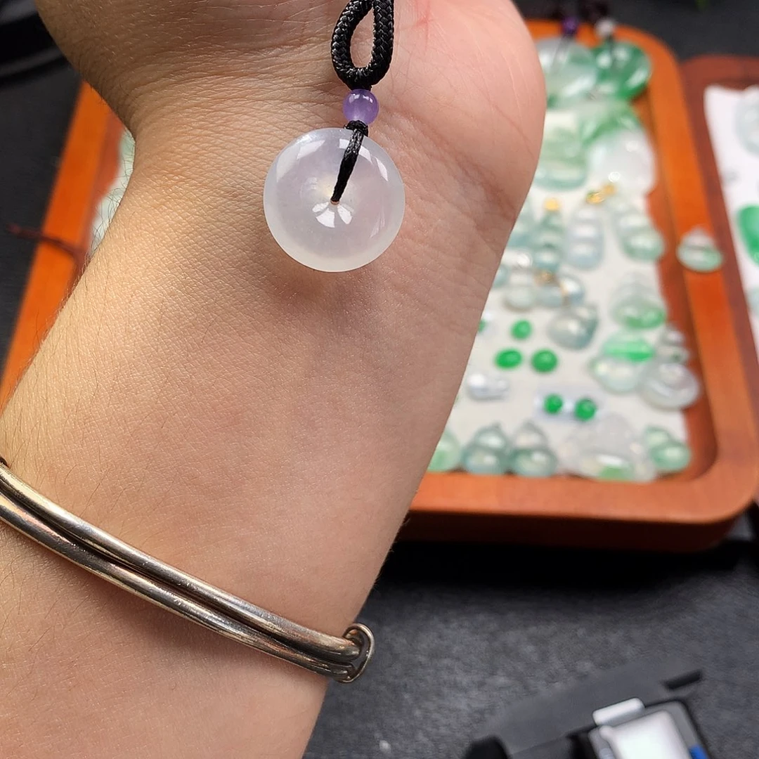 吊坠(不含链)未镶嵌翡翠平安扣