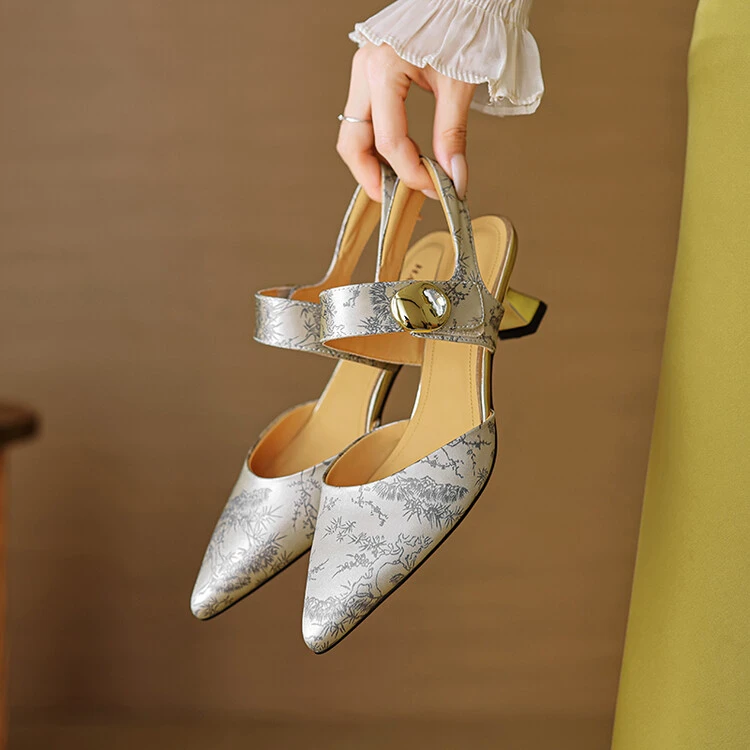 5cm细跟圆头时尚百搭气质真皮时装凉鞋气质百搭法式中跟尖头夏季