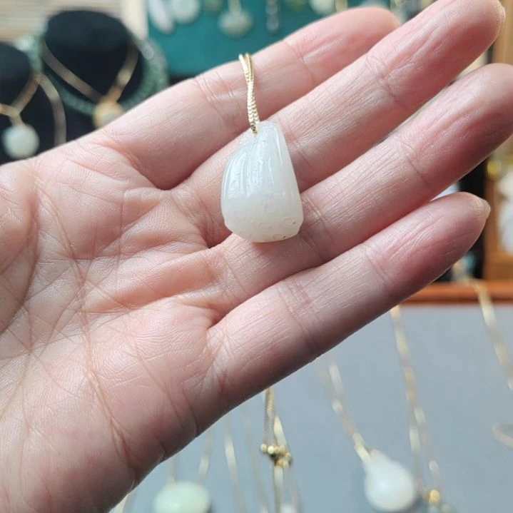 和田玉（白玉）未镶嵌颈饰