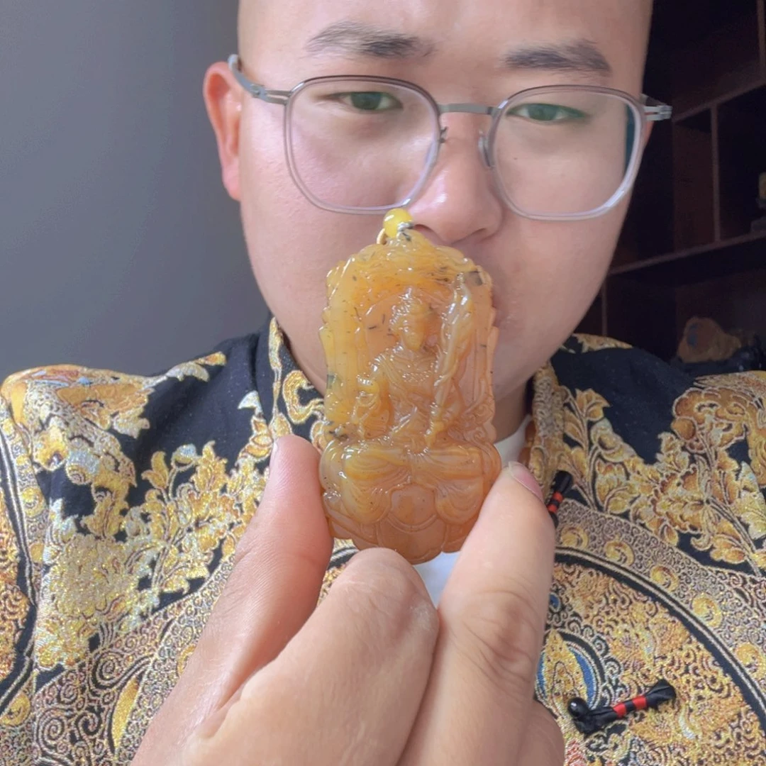 石英质玉（黄龙玉）黄龙玉未镶嵌艾****制