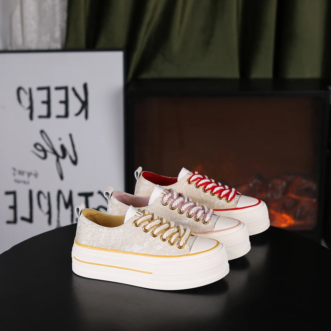 【小白】增高5cm时尚潮流百搭女士休闲鞋 507-1