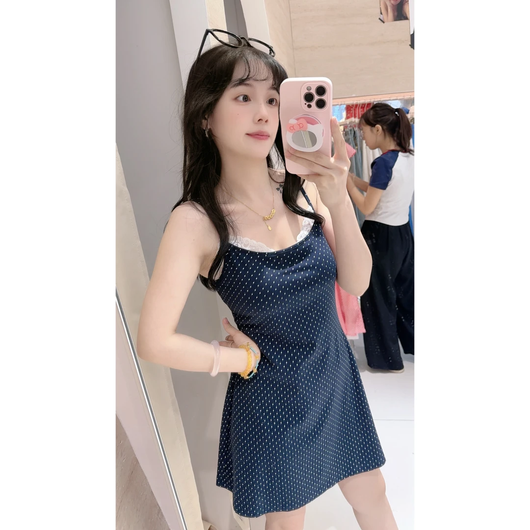 022051波点蕾丝拼接吊带裙（带胸垫）