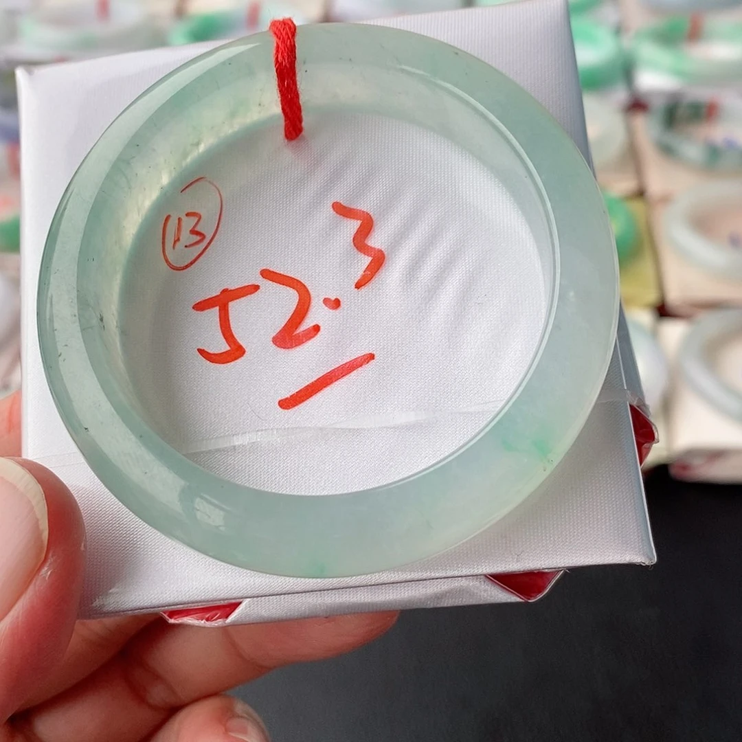 翡翠手镯未镶嵌13号链接